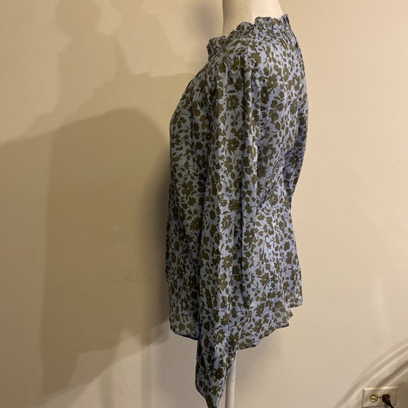 Talbots blue with green floral print cotton blouse with long sleeves size Large - Picture 3 of 11